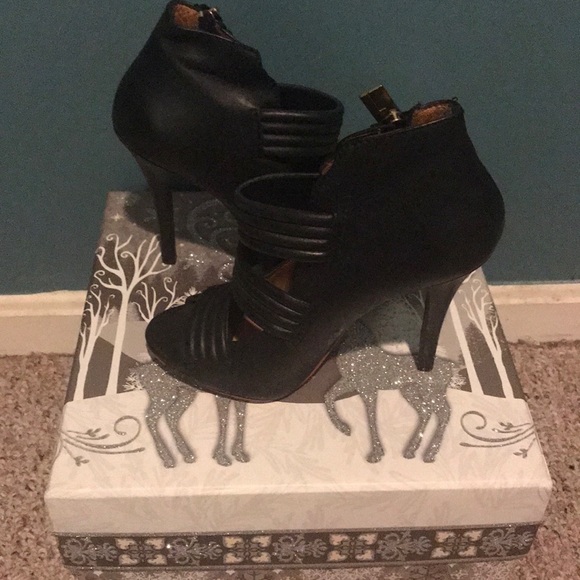 Lamb Peep Toe Booties - Picture 7 of 7